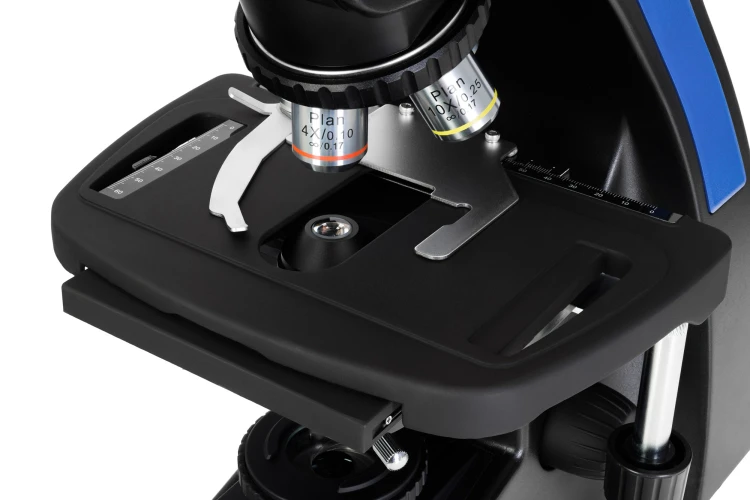Mikroskop cyfrowy Levenhuk D870T 8M